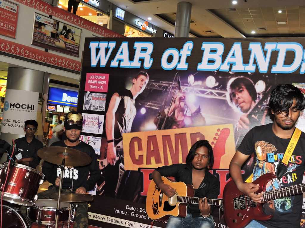 WAR OF BANDS IN CITY CENTER MALL RAIPUR ORGANIZED BY JCI RAIPUR BRAIN WASH AND JUNOON MUSICAL GROUP RAIPUR