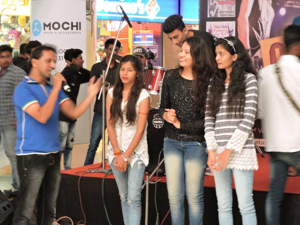 WAR OF BANDS IN CITY CENTER MALL RAIPUR ORGANIZED BY JCI RAIPUR BRAIN WASH AND JUNOON MUSICAL GROUP RAIPUR