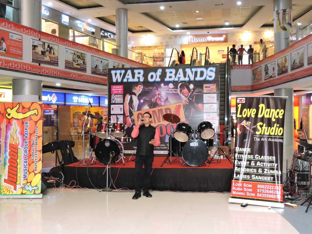 WAR OF BANDS IN CITY CENTER MALL RAIPUR ORGANIZED BY JCI RAIPUR BRAIN WASH AND JUNOON MUSICAL GROUP RAIPUR