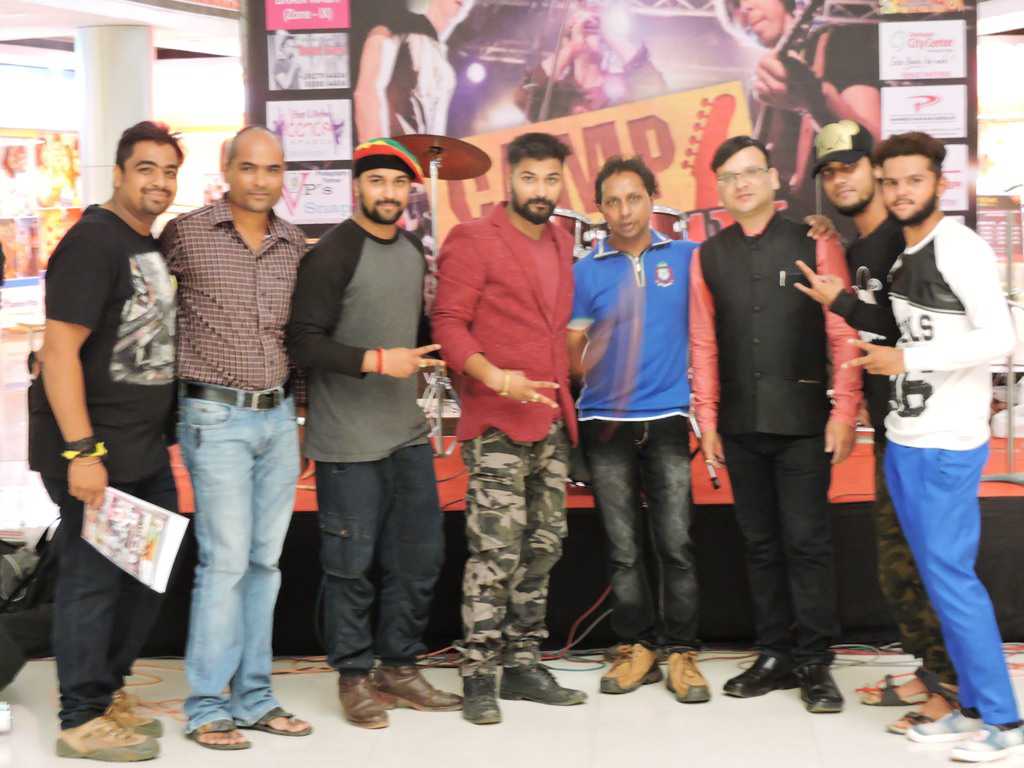 WAR OF BANDS IN CITY CENTER MALL RAIPUR ORGANIZED BY JCI RAIPUR BRAIN WASH AND JUNOON MUSICAL GROUP RAIPUR