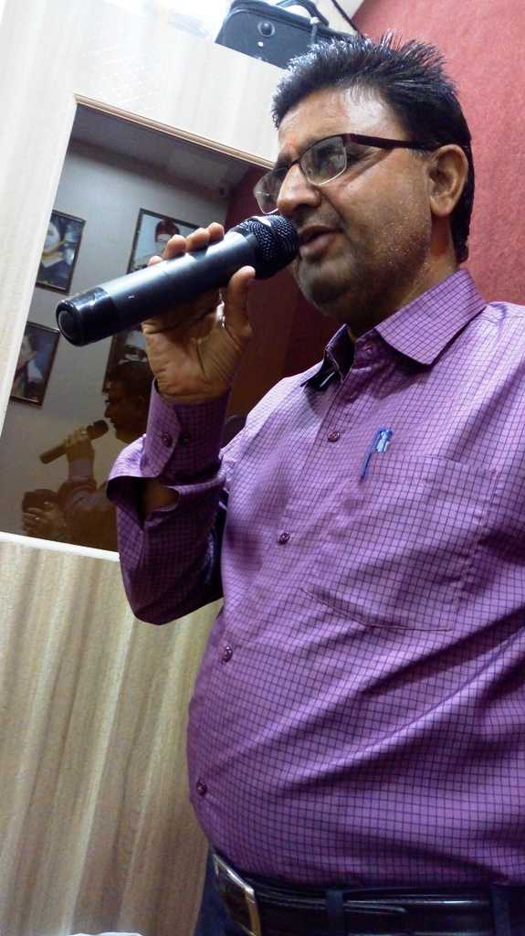 SURMAI SHAAM 2017 KE NAAM 