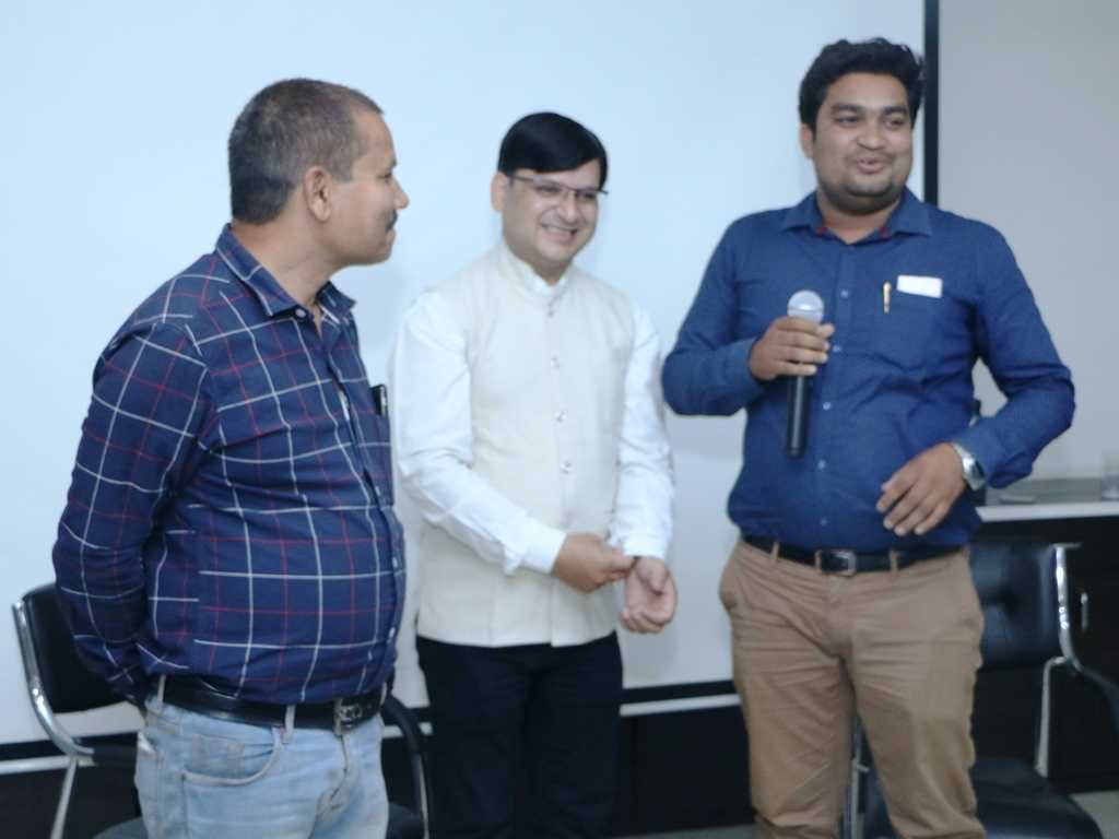 BASIC OF SINGING TRAINING PROGRAM