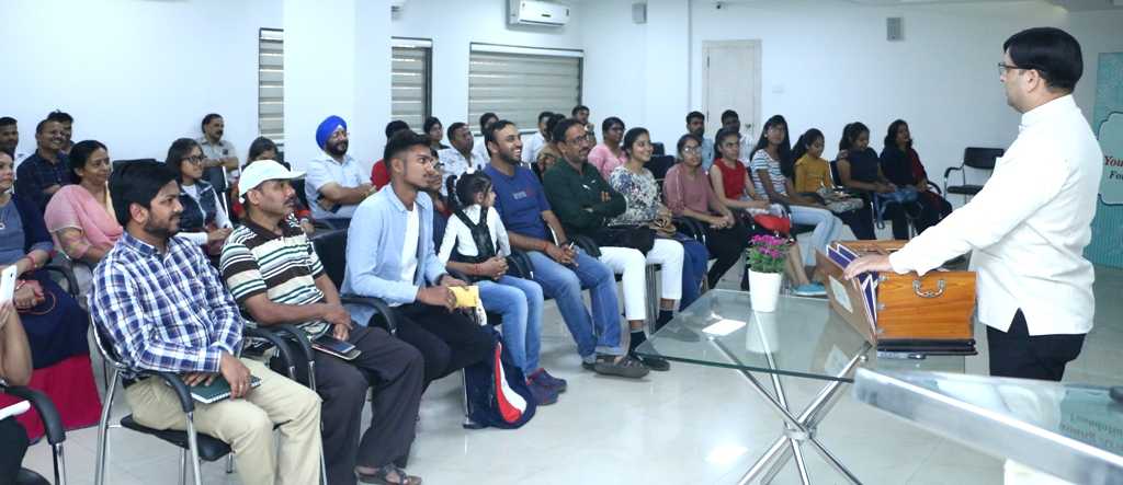 BASIC OF SINGING TRAINING PROGRAM