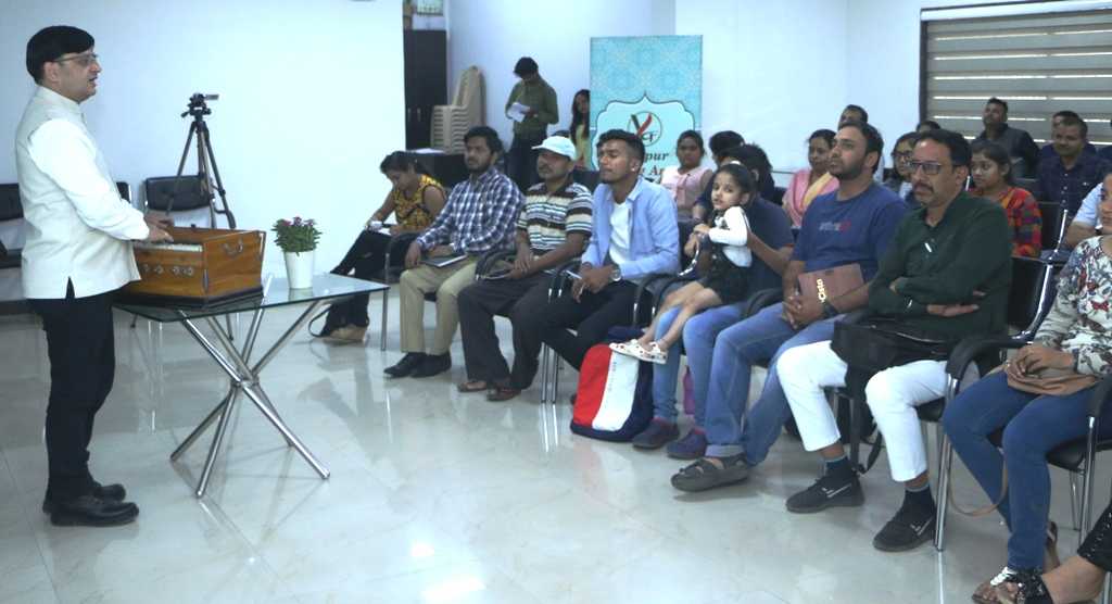 BASIC OF SINGING TRAINING PROGRAM