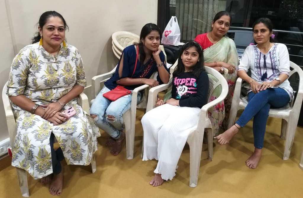 BIRTHDAY CELEBRATION OF FOUNDER POOJA AGRAWAL JI AND MEMBER RANJANA JI